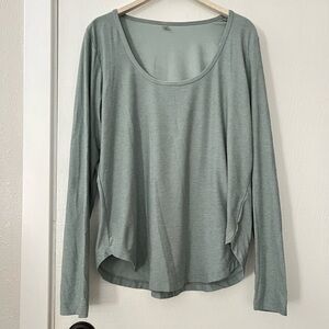 Beyond Yoga Scoop Featherweight Long Sleeve Pullover Minty Slate Heather Medium